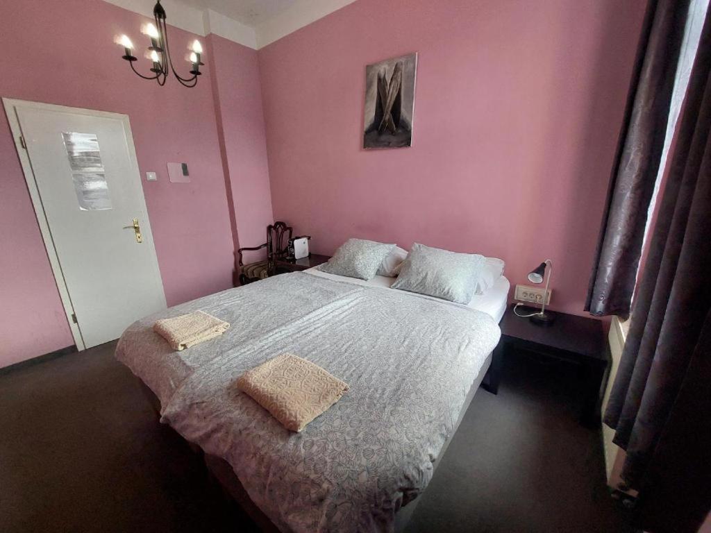 The Villa, Ljubljana City Center ภายนอก รูปภาพ